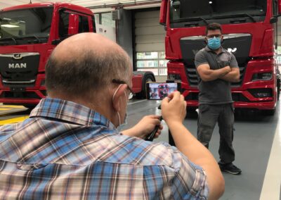 Elaboración de vídeo tutoriales de formación con el móvil. Man Truck&Bus